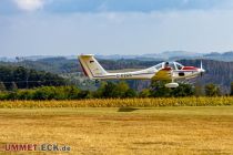 Grob G 109B - Motorsegler - hört sich im ersten Moment recht klein an, am Flugplatzfest wurde diese Maschine aber tatsächlich auch für Schleppdienste genutzt. • © ummet-eck.de