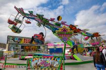 Hier haben wir den Flying Swing auf der [e:12289::Bie-happy Frühjahrskirmes 2023:] in Bielefeld gesehen. • © ummet-eck.de - Silke Schön