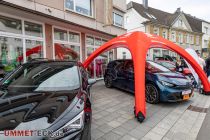 Auch Autoliebhaber kommen auf ihre Kosten, wenn die Autohäuser ihre neuesten Modelle präsentieren.  • © ummet-eck.de - Silke Schön