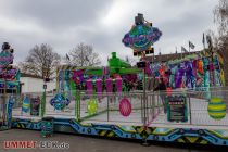 Robotix auf der Osterkirmes 2023 in Hagen - Beliebt und nichts für schwache Mägen: der Robotix. • © ummeteck.de - Silke Schön