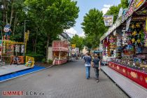 Halveraner Kirmes 2023 - Bilder Spielzeit - Auf der Bahnhofstraße. • © ummet-eck.de - Silke Schön