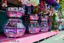 Halveraner Kirmes 2023 - Bilder Spielzeit - Rechts abgebogen Richtung Villa Wippermann. • © ummet-eck.de - Silke Schön