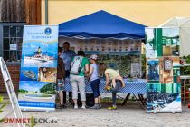 Die Dampflok Laura stattet den Jubilaren einen Besuch ab. Sie fährt normalerweise am Chiemsee. Die Chiemsee-Bahn hatte entsprechend einen Stand mit Infos aufgestellt. • © ummeteck.de - Silke Schön