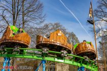 Eine familienfreundliche Kirmes-Attraktion, die die ersten Achterbahn-Erfahrungen vermittelt.  • © ummet-eck.de - Schön