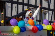 Dräulzer Weiberfastnacht - Drolshagen - Kamelle und gute Laune. • © ummeteck.de - Silke Schön