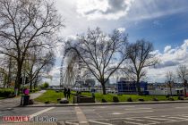 Die Kirmes-Location ist von der Haltestelle Deutzer Freiheit in wenigen Minuten erreicht. • © ummet-eck.de - Silke Schön