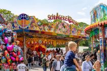 Sprödentalkirmes Frühjahr 2023 - Krefeld - Bilder - Keine Kirmes ohne Berg- und Talbahn! In Krefeld ist der Schlager Express vertreten. • © ummet-eck.de - Schön