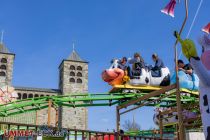 Maikirmes 2023 in Unna - Bilder - Die Achterbahn Kuhnos Farm. • © ummet-eck.de - Schön