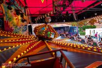 Musik-Express (Meinecke) - Fahrgeschäft - Kirmes • © ummet-eck.de - Silke Schön