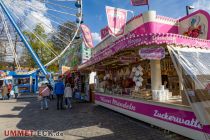 Kirmes Frühling Düsseldorf 2023 - Staufenplatz - Bilder - Kulinarische Auswahl war ebenfalls vorhanden. • © ummet-eck.de - Schön