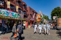 Pfingstkirmes 2023 - Bergisch Gladbach - Chaosfabrik - Vor dem Bergischen Löwen steht das Laufgeschäft Chaosfabrik. • © ummet-eck.de - Schön