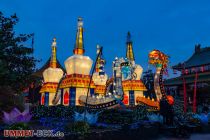 Jedes Jahr um die Weihnachtszeit verwandelt sich das Phantasialand in Brühl in ein stimmungsvolles Wintermärchen.  • © ummeteck.de - Silke Schön