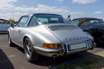 Porsche 911 Urmodell - Targa - Hier die Heckansicht des Targas. Wie auch heute noch, ließ sich nur das Dachmittelteil entfernen. Die Heckscheibe war fest eingebaut. • © ummet-eck.de / christian schön