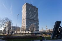 Im Jahr 1967 wurde das Postcheckamt in Essen eröffnet. Mit über 90 Metern Höhe war es das höchste Hochhaus in Essen. • © ummet-eck.de / christian schön