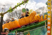 Maikirmes 2023 in Remscheid - Achterbahn - Für Familien super geeignet ist der Crazy Jungle Coaster. • © ummet-eck.de - Schön