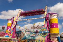 Die Maikirmes in Remscheid findet von Freitag, 28. April bis Sonntag, 07. Mai 2023 statt. Schauplatz des Rummels ist der Schützenplatz am Stadtpark.  • © ummet-eck.de - Schön