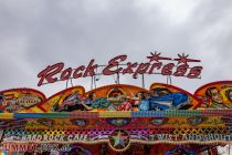 RockExpress (Eul) - Fahrgeschäft auf der Kirmes - Der RockExpress (auch bekannt als Musik-Express oder Raupe) ist eine Berg- und Talfahrt des Schaustellers Eul.  • © ummet-eck.de - Silke Schön