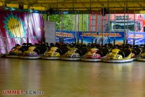 Maikirmes Ründeroth 2023 - Bilder - New Musik Scooter - Kurz nach der Eröffnung ist es noch ruhig am Autoscooter von Alexius. • © ummet-eck.de - Schön