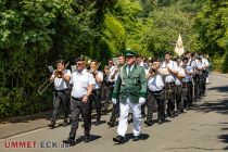 Die Gruppen noch einmal von der Straße aus.  • © ummeteck.de - Silke Schön