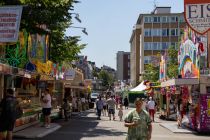 Noch vor Kirmesbeginn - Bei dieser Aufnahme möchten wir hinzufügen, dass wir unseren ersten Rundgang eine knappe Stunde vor Kirmesbeginn gestartet haben. Es wurde nachher ziemlich schnell voller. • © ummet-eck.de / christian schön