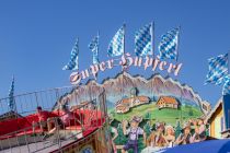 Hier haben wir den Super Hupferl auf dem Traditionsvolksfest 2023 in Mühldorf gesehen. • © ummet-eck.de / kirmesecke.de