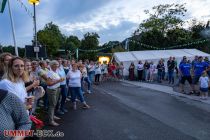 Vorschützenfest der Osterbauernschaft in Willertshagen - Umringt von zahlreichen Gästen. • © ummet-eck.de / christian schön