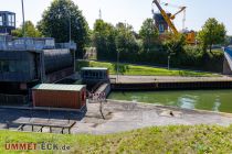 Neues Schiffshebewerk - Schleusenpark Waltrop - Allerdings ist das neue Schiffshebewerk gar nicht mehr so neu. Es war zwischen 1962 und 2005 aktiv als Kanalstufe im Einsatz.  • © ummeteck.de - Christian Schön