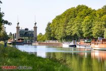 LWL-Museum Schiffshebewerk Henrichenburg - Waltrop - Hier siehst Du das Schiffshebewerk, links die Phenol und rechts weitere ältere Schiffe. • © LWL-Museum Schiffshebewerk Henrichenburg / ummet-eck.de - Schön