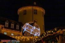 Noch ein letztes Bild vom beleuchteten Dicken Turm in Siegen, bevor wir Richtung Weihnachtsdorf unter dem Krönchen gingen. • © ummeteck.de - Schön