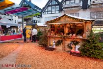 Eindrücke vom Weihnachtsmarkt in Altenhundem 2022. • © ummeteck.de - Silke Schön