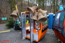 Zwei Gondeln sind auf dem Christkindmarkt ebenfalls aufgestellt. In diese kannst Du Dich reinsetzen. • © ummeteck.de - Silke Schön