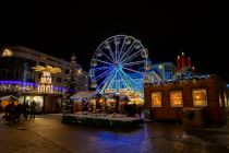 Der Weihnachtsmarkt auf dem Sternplatz sowie dem Rathausplatz in Lüdenscheid findet von Montag, 20. November bis Samstag, 30. Dezember 2023 statt.  • © ummet-eck.de - Schön
