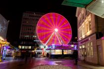 Das Riesenrad dreht sich natürlich in echt etwas langsamer ;-), war aber zum Besuchszeitpunkt sehr gut besucht. • © ummet-eck.de - Schön