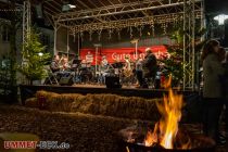 Historischer Weihnachtsmarkt 2022 - Olpe - Es gibt ein umfassendes Bühnenprogramm auf dem Olper Weihnachtsmarkt. • © ummeteck.de - Christian Schön