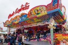 Der RockExpress von Eul auf der Hagener Osterkirmes 2023. • © ummeteck.de - Silke Schön