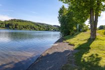 Die Badestelle Heiligenberg an der Listertalsperre. • © ummeteck.de - Silke Schön