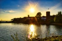 Sonnenuntergang an der Rheinpromenade • © Bastian Detzkies, Niederrhein Tourismus GmbH