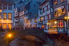 Abendstimmung in Monschau. • © Tourismus NRW e.V., Oliver Franke