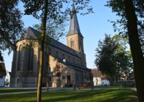 Kirche Lippborg von hinten • © Gemeinde Lippetal