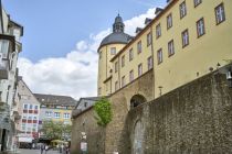 Alte Stadtmauer und Unteres Schloss Siegen • © Achim Meurer, REACT-EU / Kreis Siegen-Wittgenstein