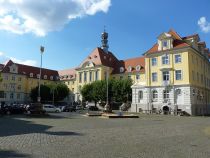 Rathaus, Markthalle und Kuratorium • © Biologische Station Ravensberg im Kreis Herford e.V.