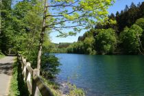 Der Weg führt überwiegend nah am Wasser entlang • © Ralf Thebrath, Oben an der Volme