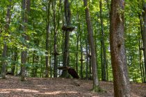 Einige Elemente im Kletterwald Freudenberg. • © ummeteck.de - Silke Schön