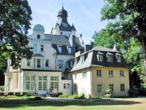 Schloss Eichholz.jpg • © Stadt Wesseling