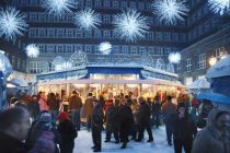 Der Sternchenmarkt glitzert besonders - einer der Themenmärkte auf dem Düsseldorfer Weihnachtsmarkt. • © Düsseldorf Tourismus, U. Otte