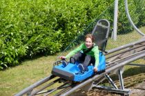 Der Alpine Coaster am Alpincenter in Bottrop ist derzeit leider wegen der Umbauarbeiten an der Skihalle geschlossen.  • © ummet-eck.de / christian schön