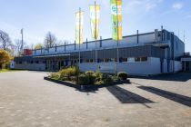 Die Stadthalle in Attendorn. Rechts daneben befindet sich ein Restaurant. • © ummeteck.de - Silke Schön