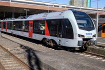 Vormals Abellio - jetzt für Vias im Einsatz ist dieser Stadler Flirt 3 der Baureihe 1429. • © ummet-eck.de / christian schön