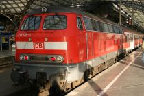 Baureihe 218 im Kölner Hauptbahnhof • © ummet-eck.de / christian schön