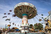 Der Wellenflug von Eberhardt auf der Rheinkirmes 2022 in Düsseldorf • © ummet-eck.de / christian schön